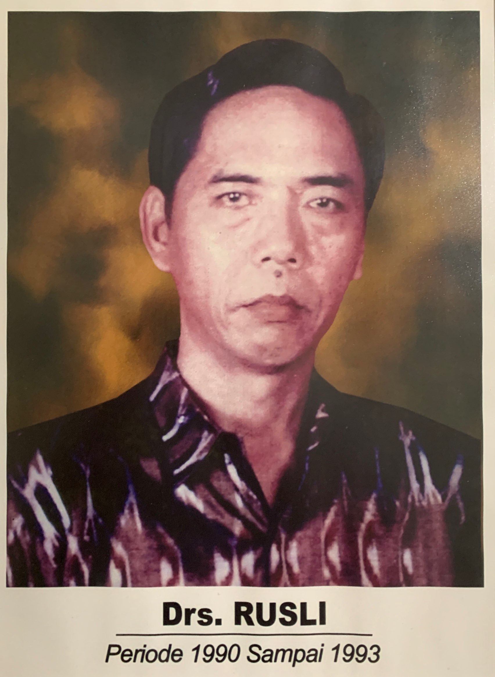 Drs. Rusli