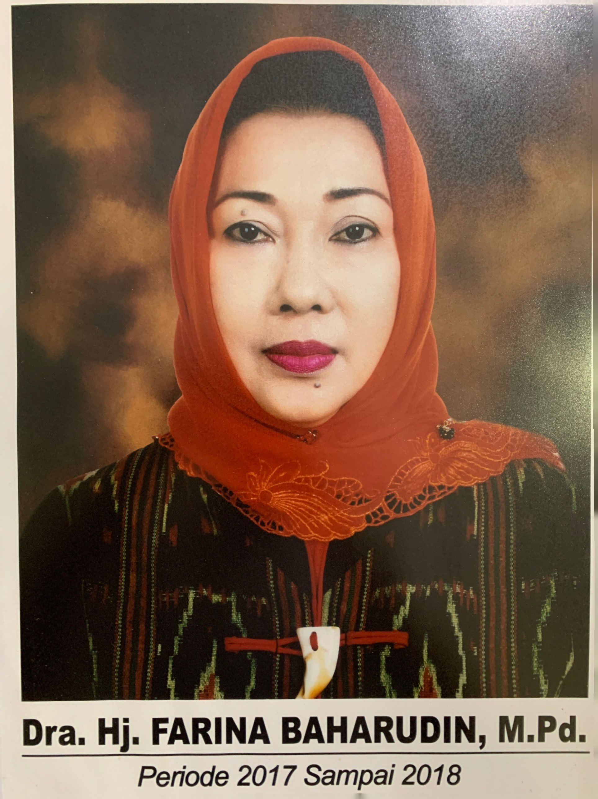 Dra. Hj. Farina Baharuddin, M.Pd